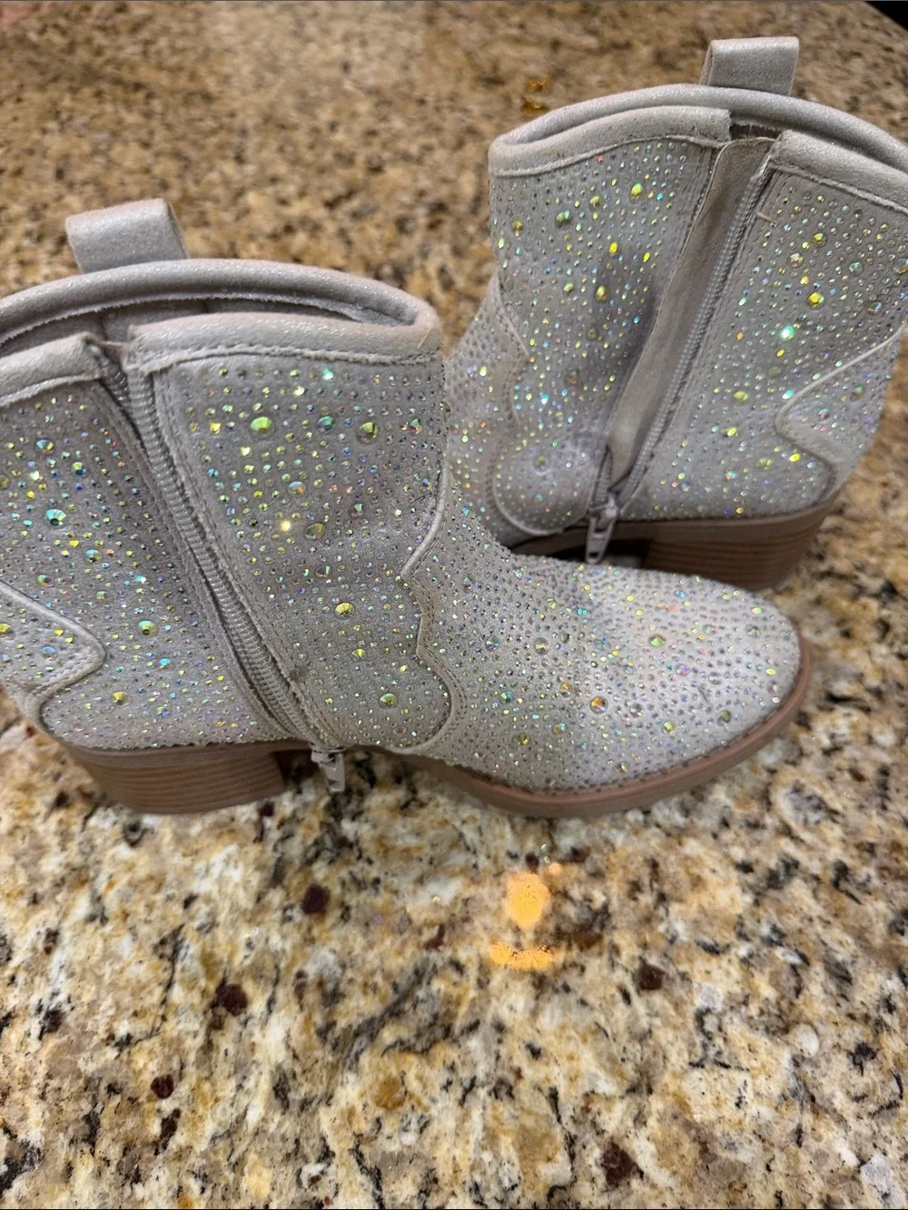 Limelight sparkling rhinestone